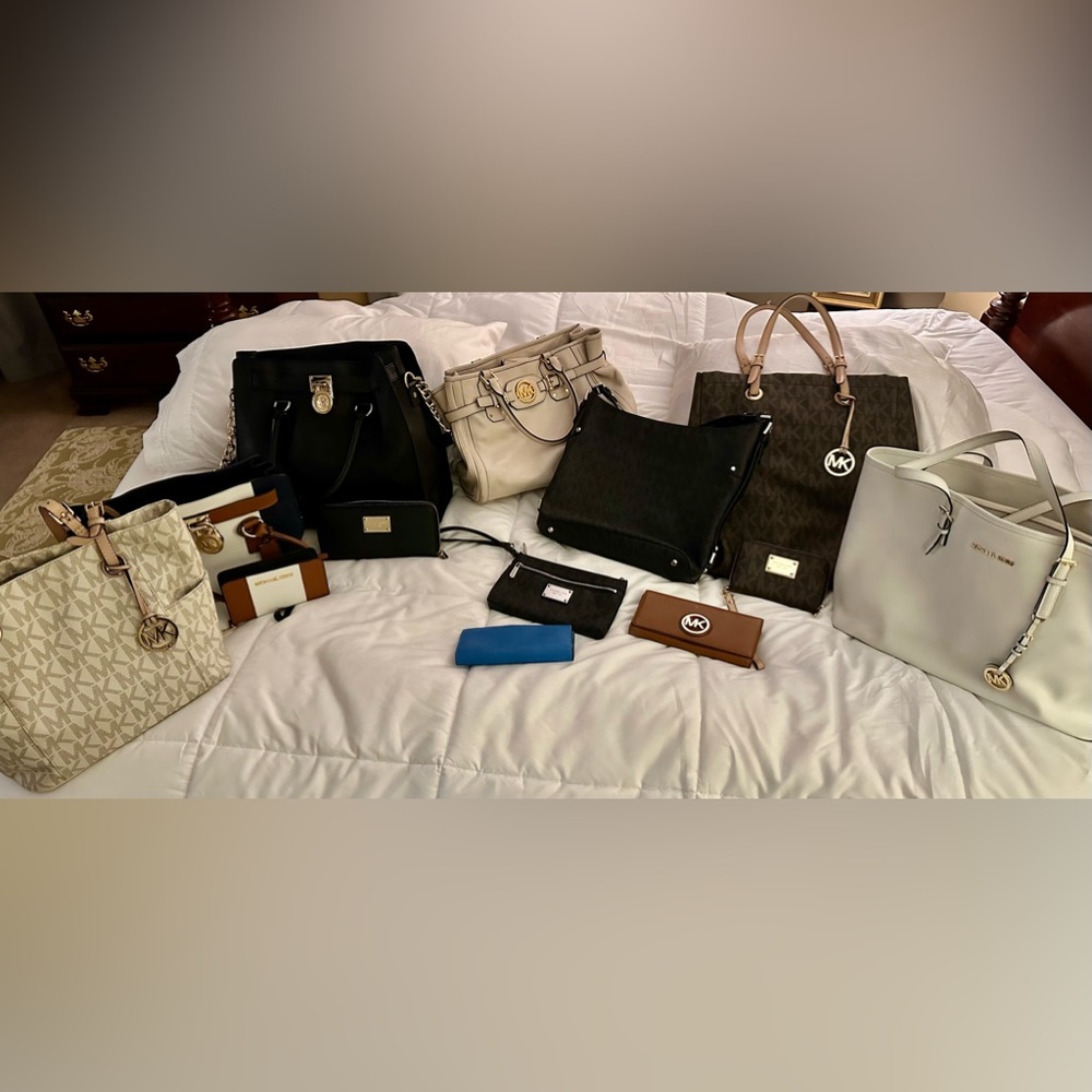 michael kors purses and wallets!!